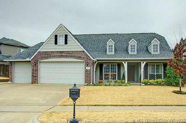 324 E 125th Place Property Photo 1