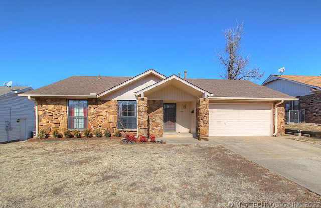 1515 Melissa Circle Property Photo 1