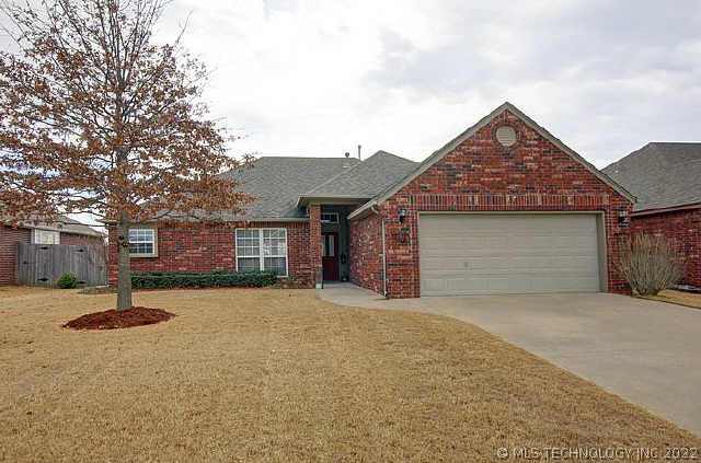 13320 E 75th Street North Property Photo 1