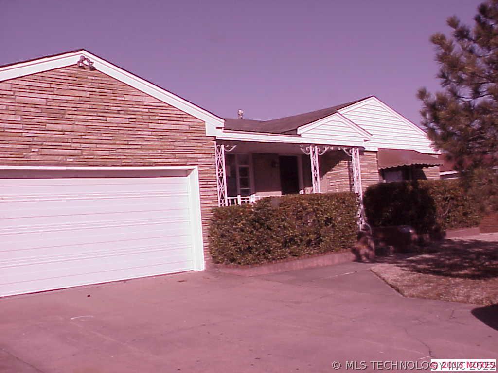 5809 E 21st Place Property Photo 1