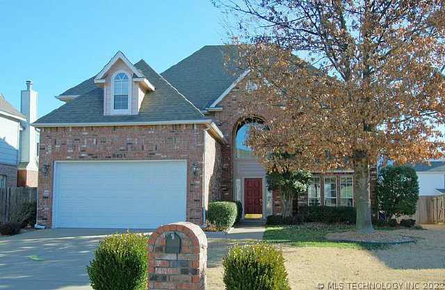 8931 S Darlington Avenue Property Photo 1
