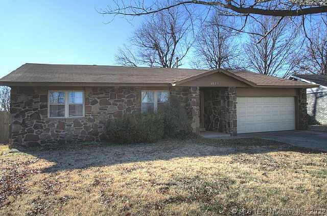 2029 W Toledo Place Property Photo 1