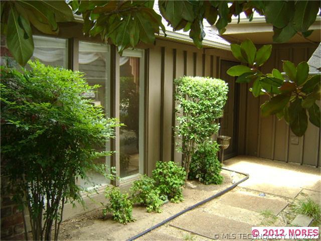 5206 S Harvard Avenue #315 Property Photo 1