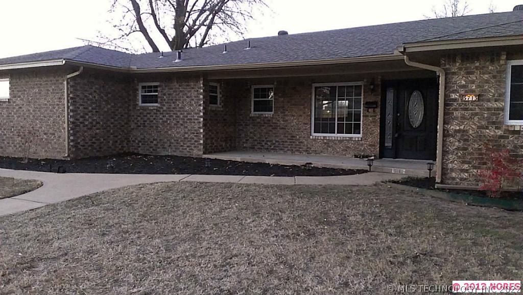 5713 E 54th Street Property Photo 1