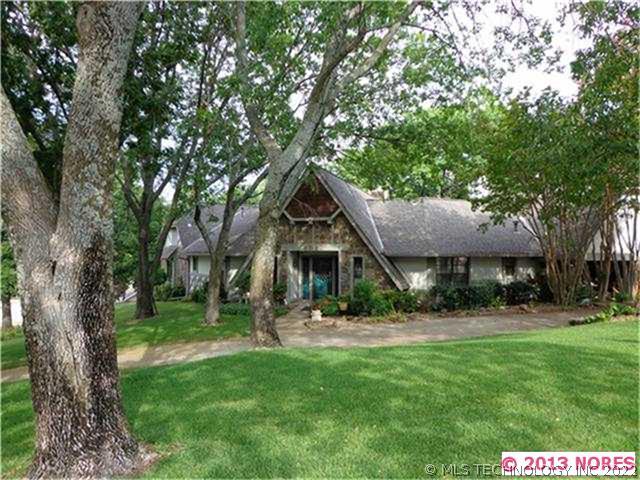 3017 E 88th Street Property Photo 1