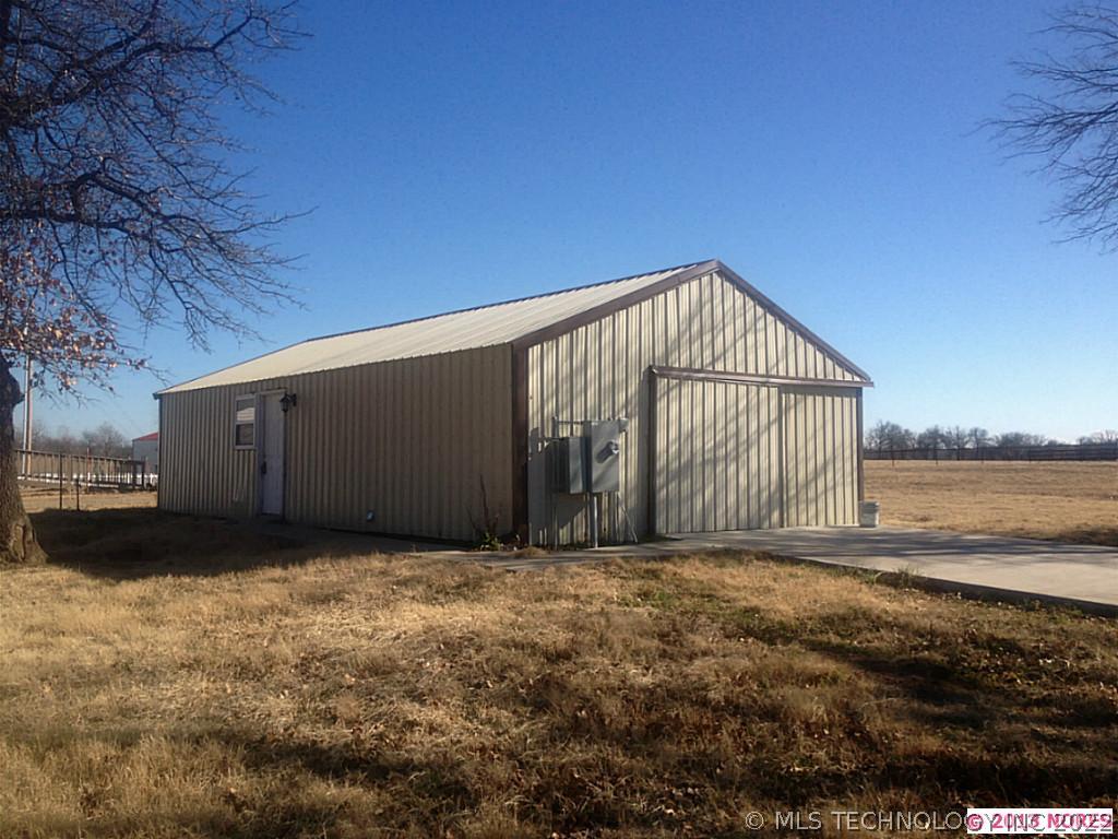 17266 W Teel Road Property Photo 1
