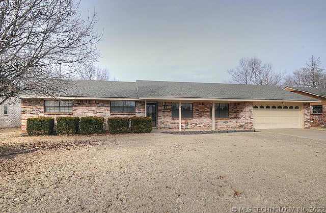 413 Moore Lane Property Photo 1