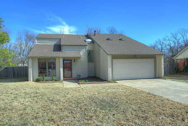 7703 S 76th East Avenue Property Photo 1