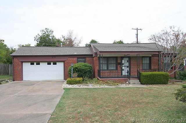 5935 E 7th Street Property Photo 1