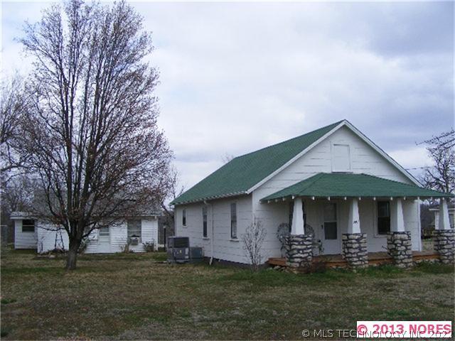 3807 Summit Boulevard Property Photo 1