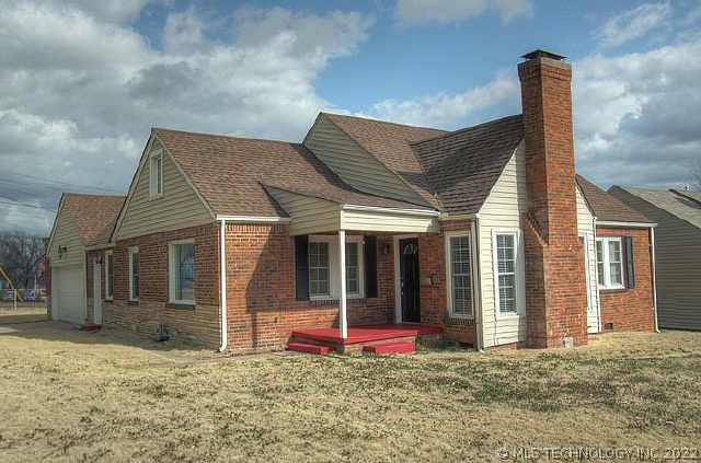 3701 E 11th Place Property Photo 1