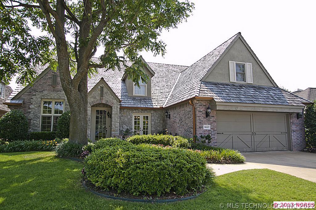 9637 S Winston Avenue Property Photo 1