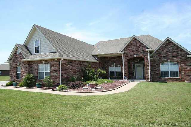 12596 N 167th East Avenue Property Photo 1