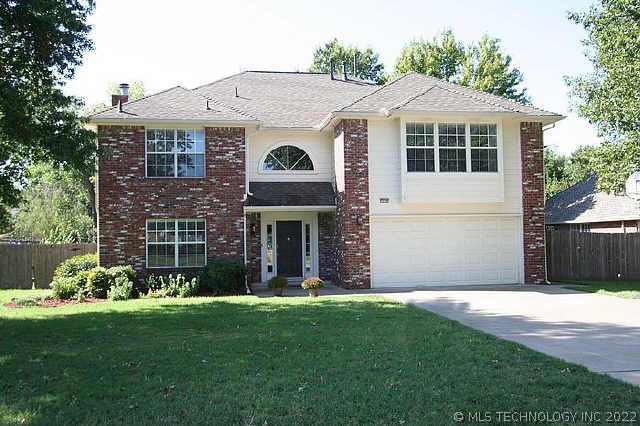 2828 E 88th Street Property Photo 1