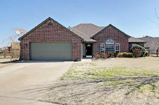 9003 N 154th East Court Property Photo 1