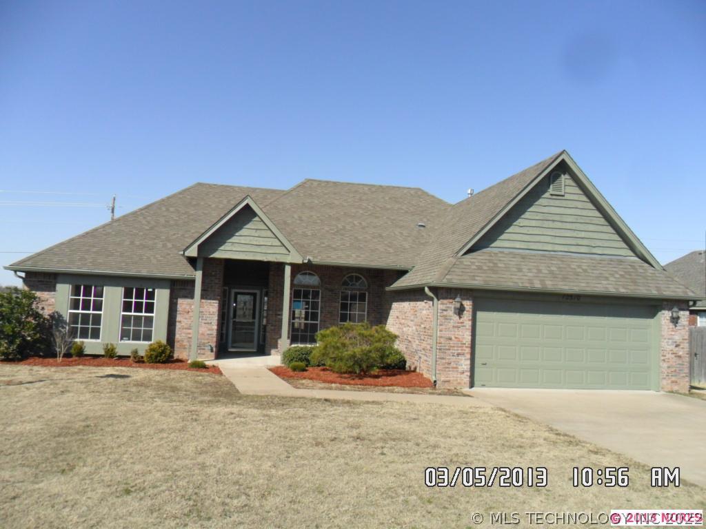 12310 S 98th East Avenue Property Photo 1