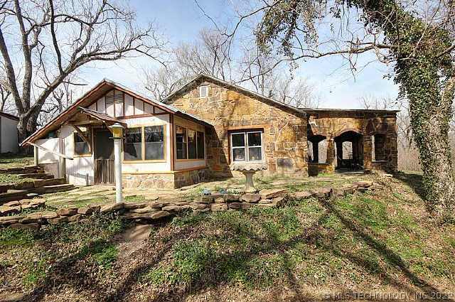 16400 E 146th Street North Property Photo 1