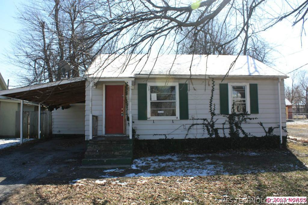 843 E Elgin Street Property Photo 1