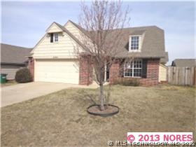 20325 E 43rd Place Property Photo 1
