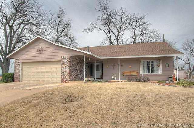 16402 S 97th Place Property Photo 1