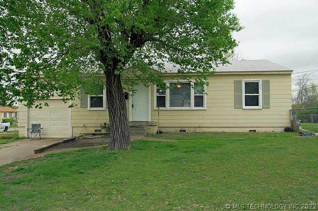 7104 E 9th Street Property Photo 1