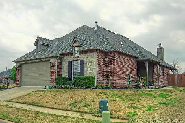 4301 W Utica Street Property Photo 1