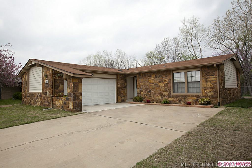 1240 W Jackson Street Property Photo 1