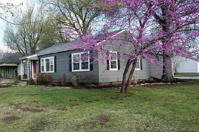 3547 E 30th Place Property Photo 1