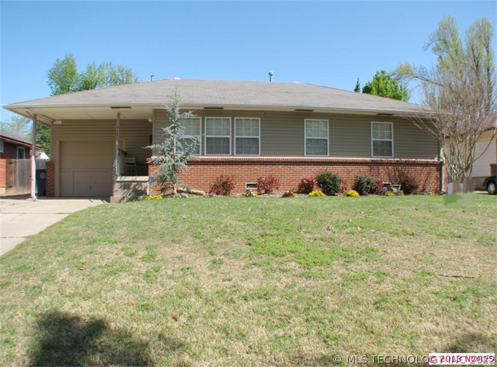 4121 E 36th Place Property Photo 1