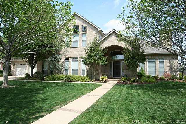 6100 W Phoenix Court Property Photo 1