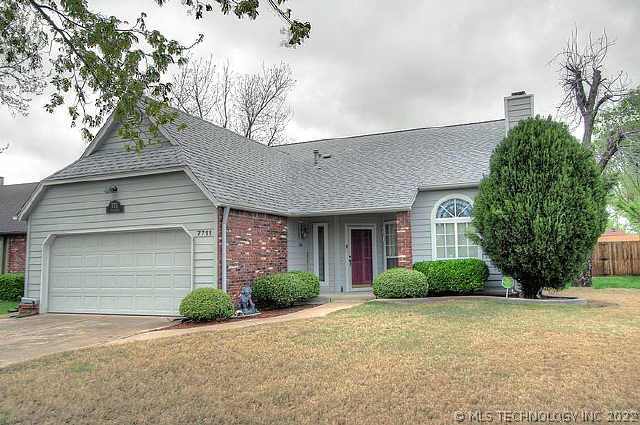 7711 E 89th Place Property Photo 1