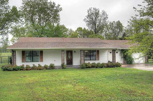 16301 S 283rd East Avenue Property Photo 1