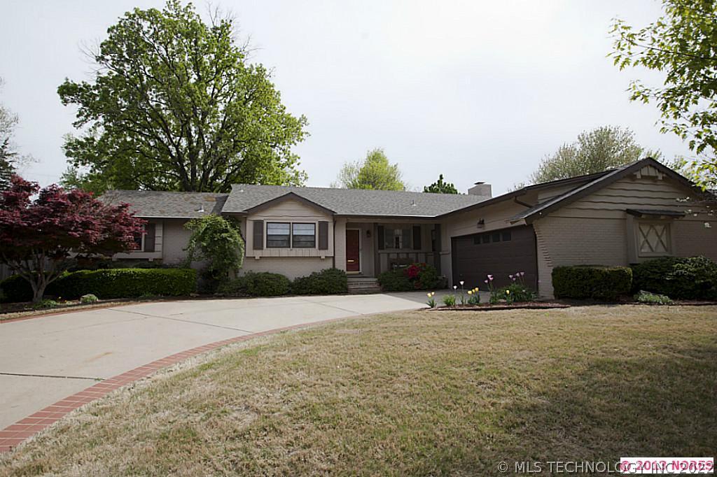 4634 E 55th Street Property Photo 1