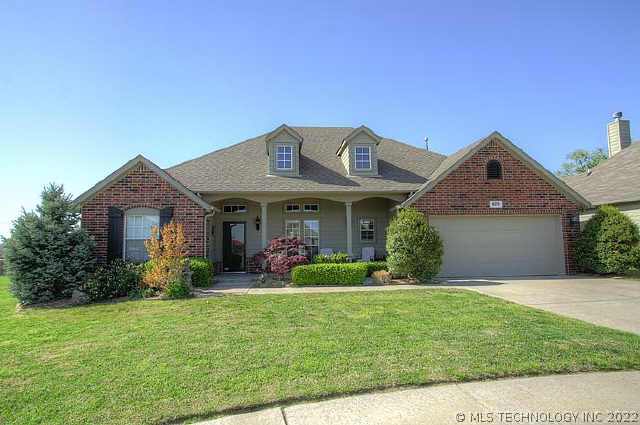 829 E Vancouver Street Property Photo 1
