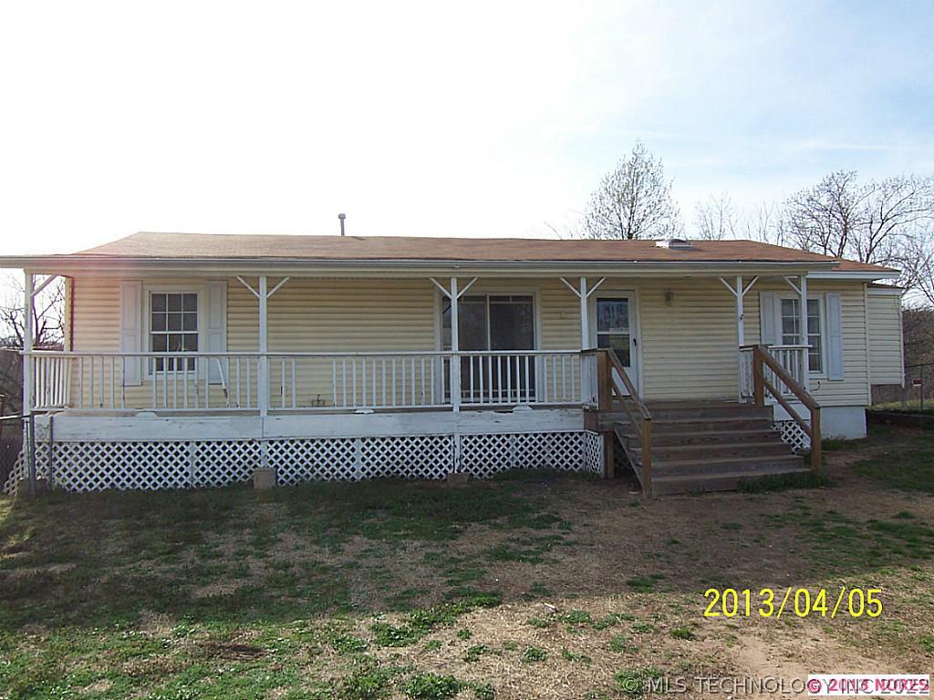 1016 Valley Drive Property Photo 1