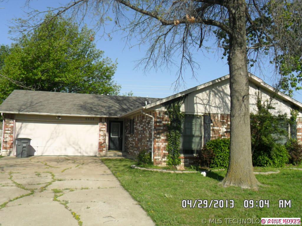 6608 S 32nd West Avenue Property Photo 1