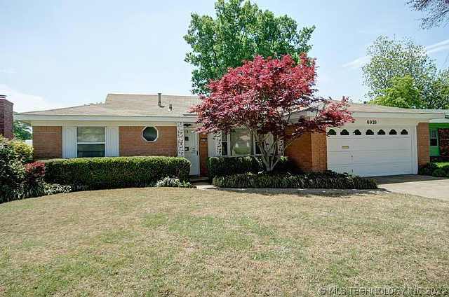 6928 E 17th Street Property Photo 1