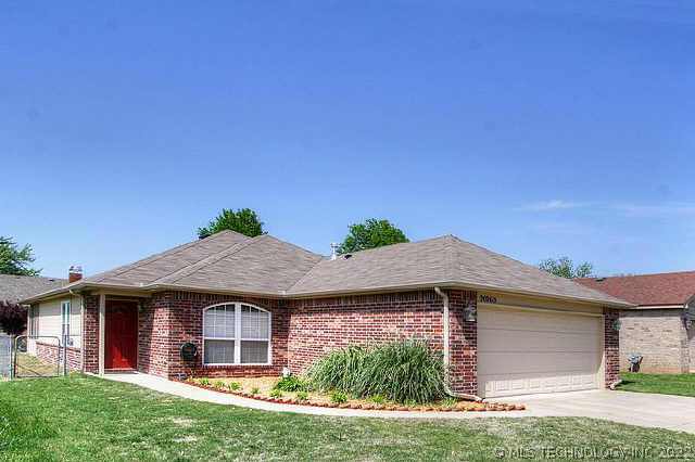 20965 E 38th Street Property Photo 1