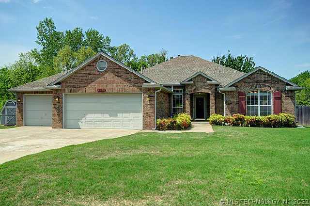 9102 E 90th Street Property Photo 1