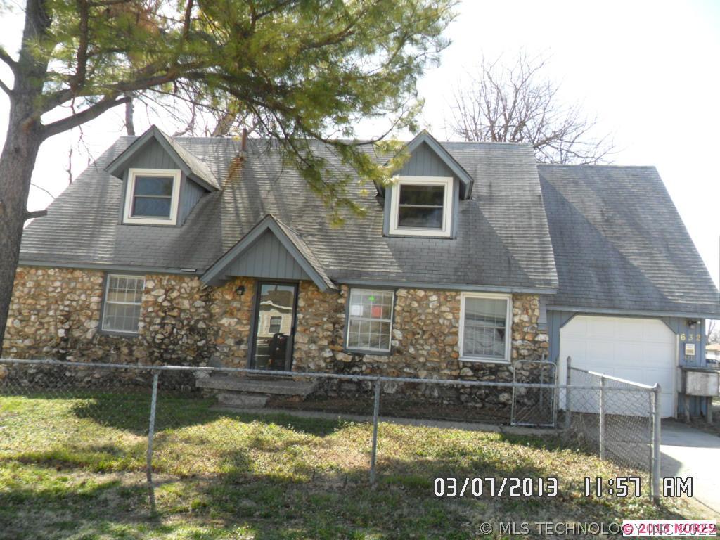 632 E 57th Street North Property Photo 1