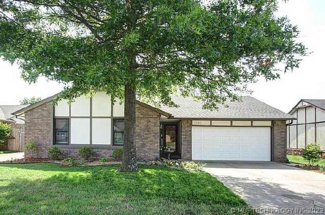 1116 S 33rd Street Property Photo 1