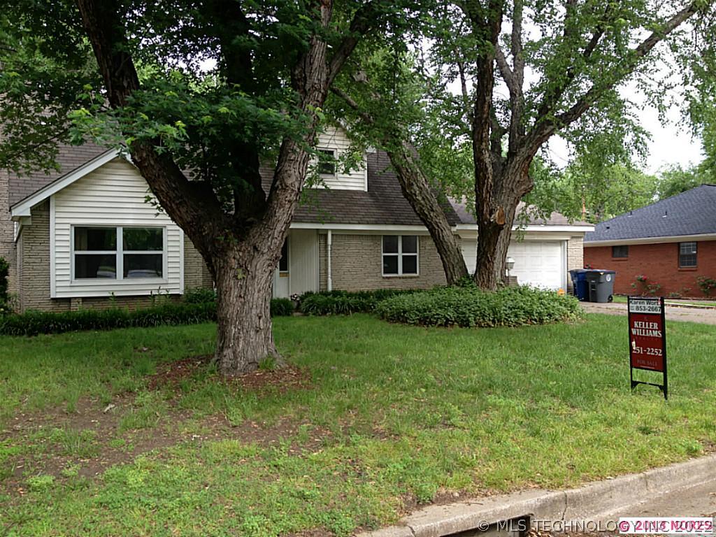 5802 S Victor Avenue Property Photo 1