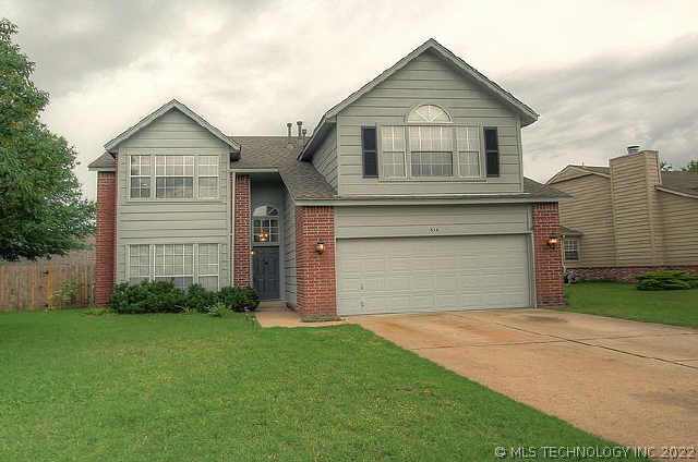 516 S Kalanchoe Avenue Property Photo 1