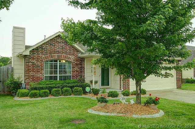 1801 S Maple Avenue Property Photo 1
