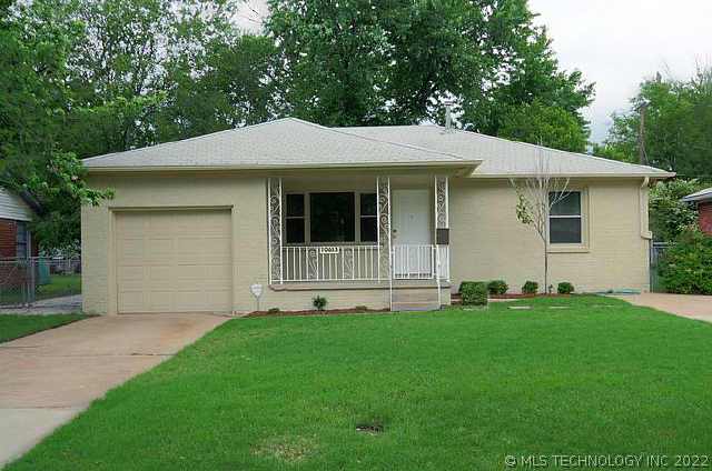 10633 E 4th Street Property Photo 1