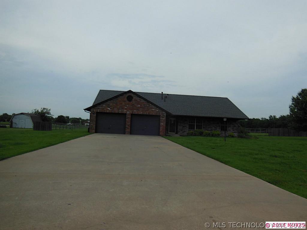 16165 E Mary Lynn Road Property Photo 1