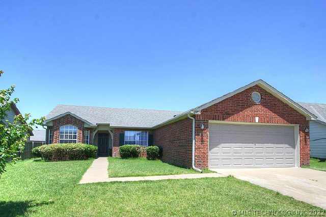 20209 E 42nd Place Property Photo 1