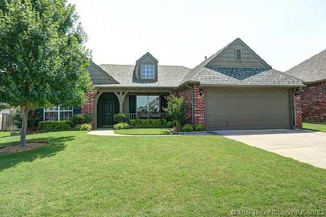 12515 S Birch Avenue Property Photo 1
