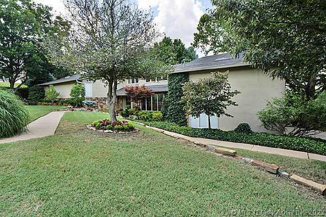 6716 E 65th Street Property Photo 1