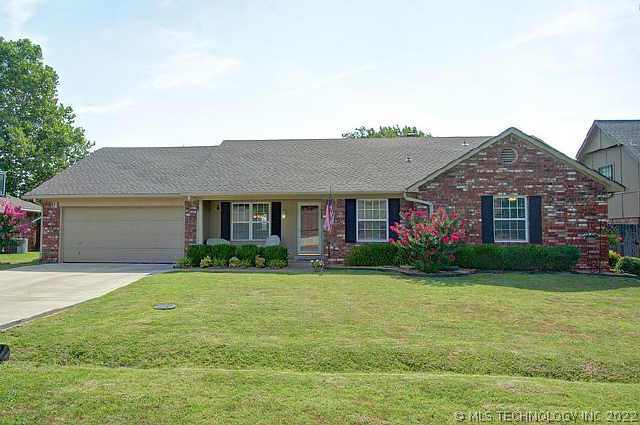 205 N Elder Avenue Property Photo 1